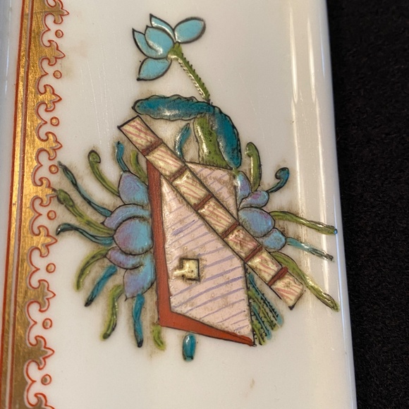 Antique Chinese Octagonal Porcelain Plate, from the Qing Dynasty 1644-1911 - Picture 6 of 15